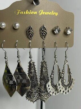 Silver Fashion Jewelry Earring Set